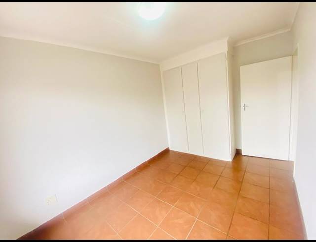 2 BEDROOM APARTMENT FOR SALE IN NEW REDRUTH